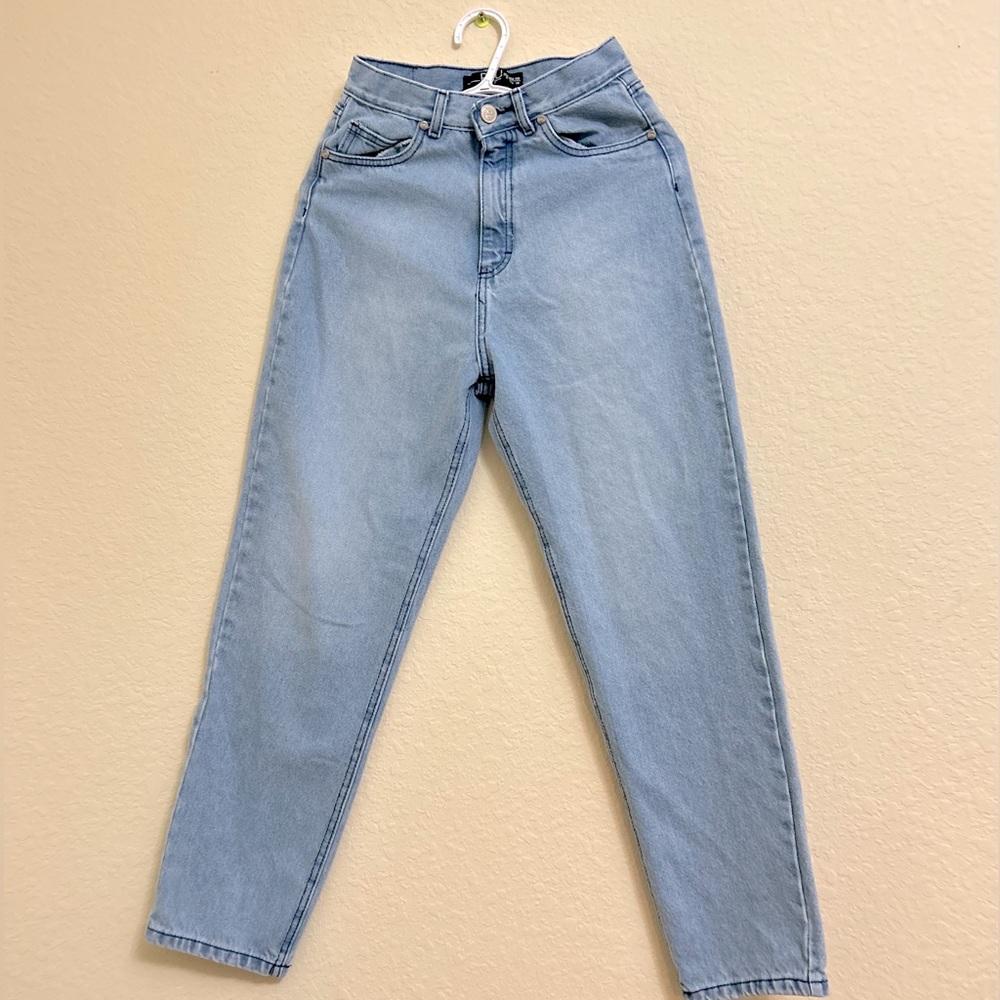 B2U Wide leg pants. Color: Light Blue. Size: S. High Rise